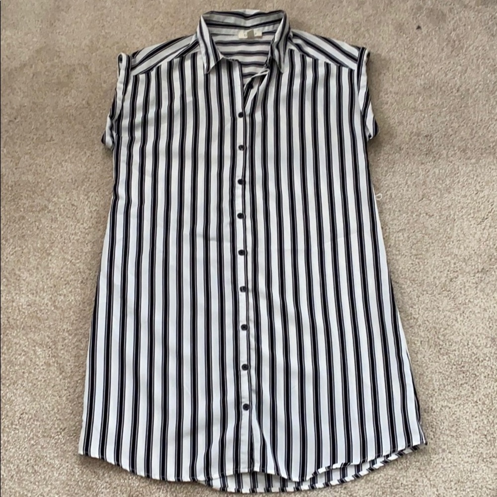 Fashionable White with Black Stripped Dress